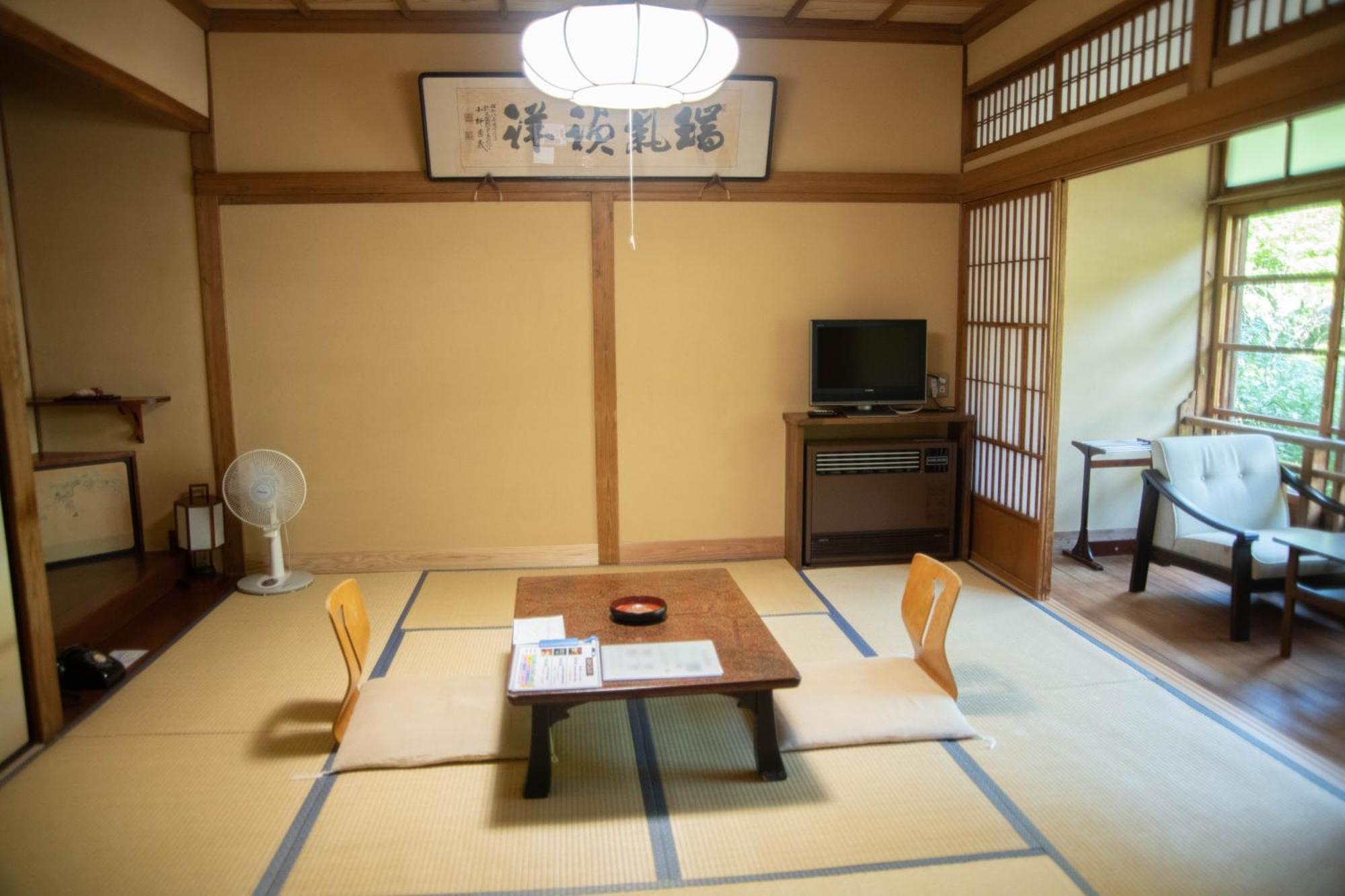 Houshi Onsen Chojukan Minakami Luaran gambar